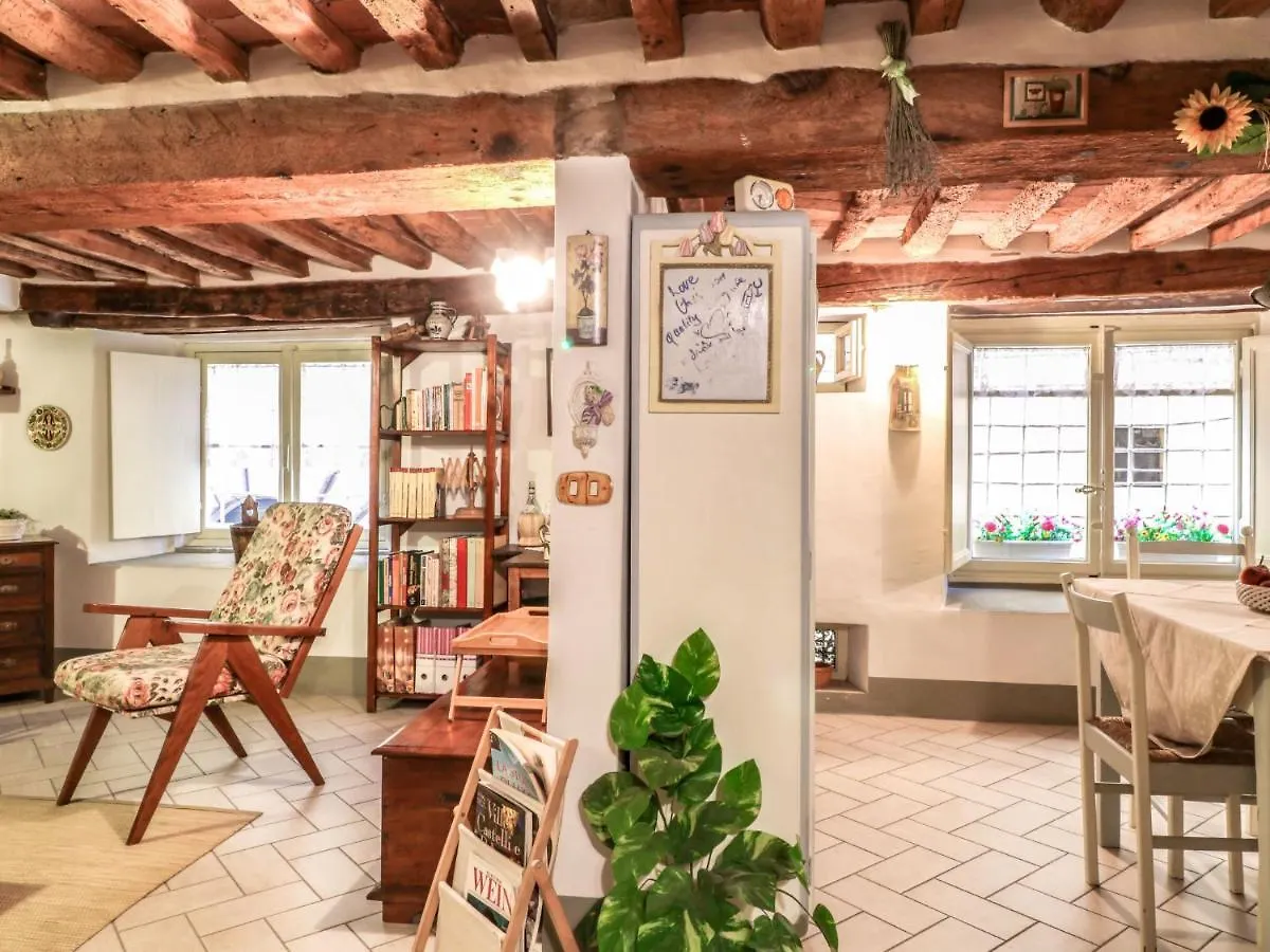 Appartamento Locazione Turistica Palazzo Cittadella Lucca 0*,  Italia